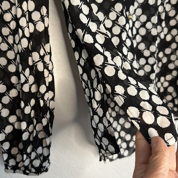 Trina Turk Silk Black Dot Stretch Blouse Button Up Top Polka Preppy Office Twee - Picture 3 of 7